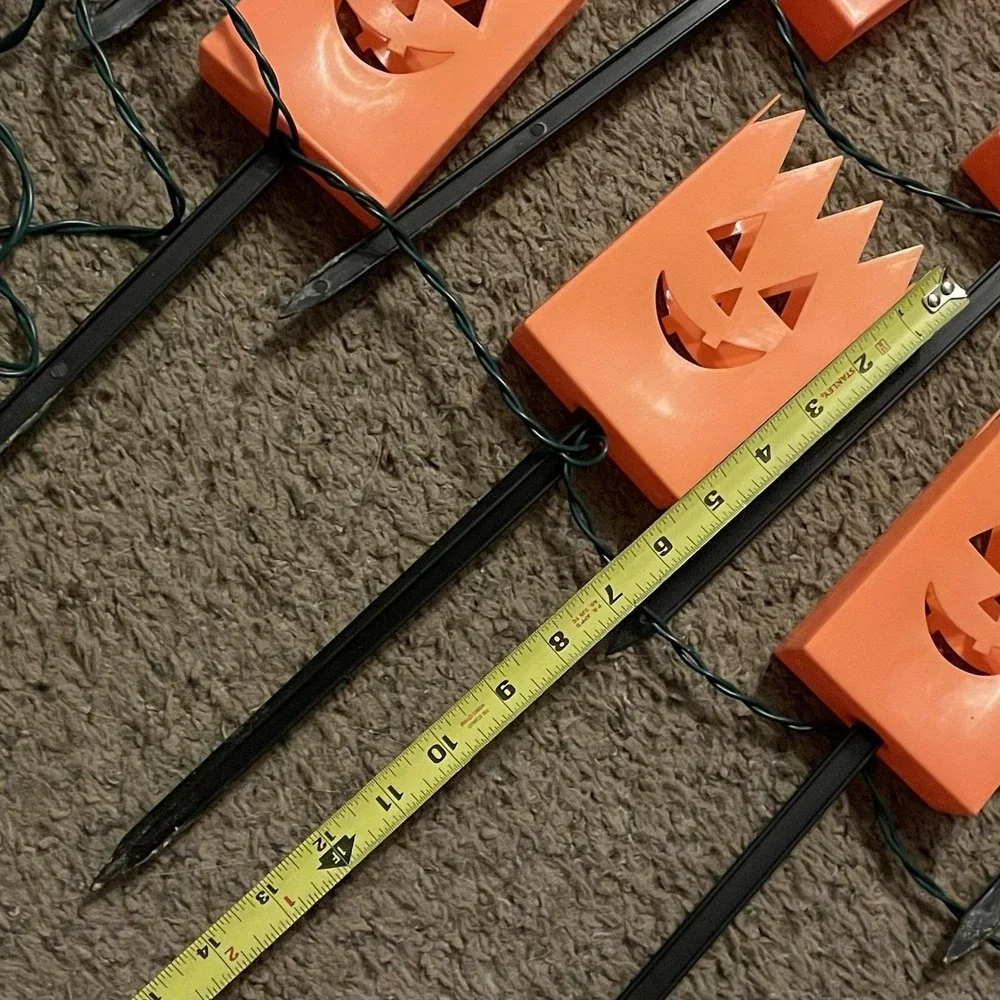Vintage 1990s Halloween Jack O Lantern Pathway Lights Set‎ of 10 Pumpkin Stakes
